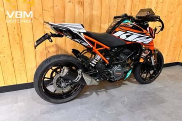 KTM 125 Duke (2020) thumbnail 3
