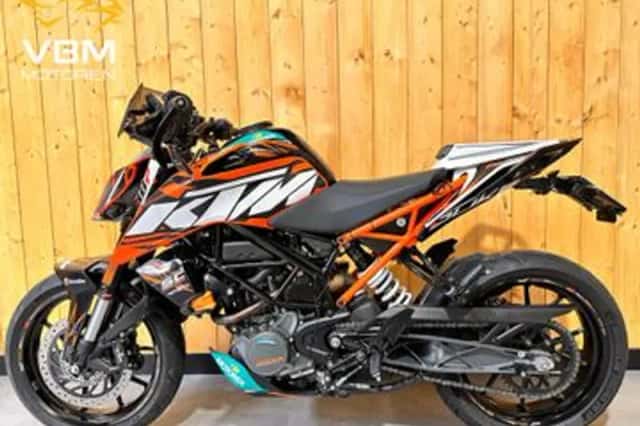 KTM 125 Duke (2020) thumbnail 4