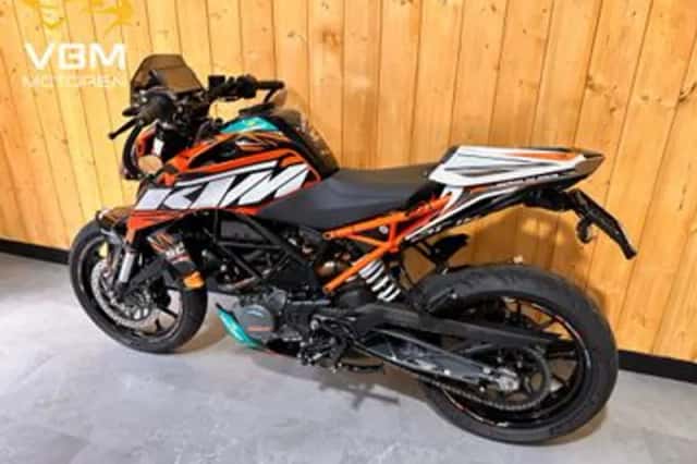 KTM 125 Duke (2020) thumbnail 6