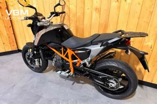 KTM 690 Duke (2012) thumbnail 6