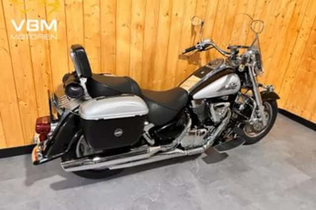 Suzuki VL 1500 Intruder (1999) thumbnail 3