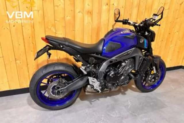 Yamaha MT-09 (2023) thumbnail 3