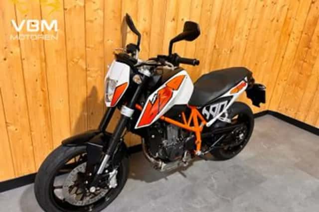 KTM 690 Duke (2016) thumbnail 5