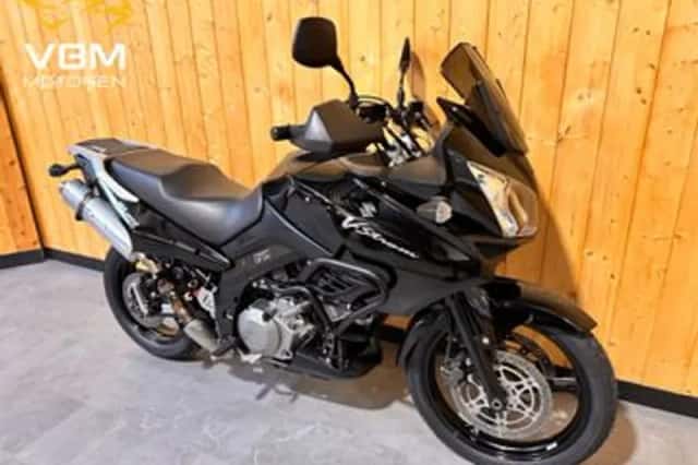 Suzuki V-Strom (2005) thumbnail 2