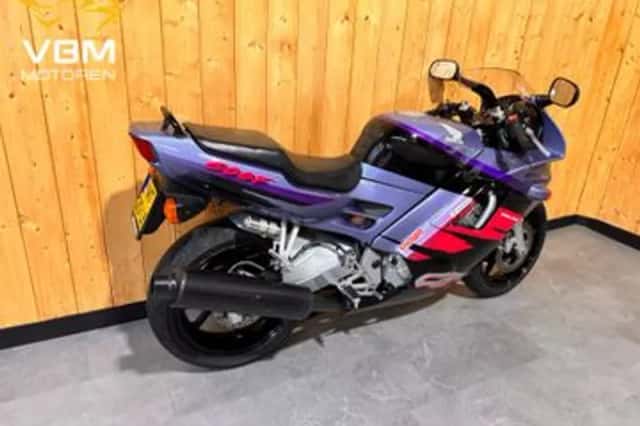 Honda CBR600F (1994) thumbnail 3