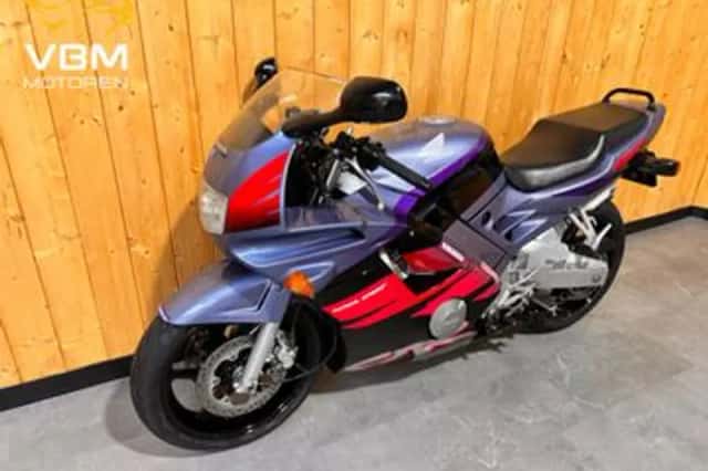 Honda CBR600F (1994) thumbnail 5