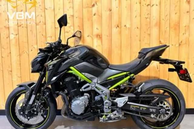 Kawasaki Z900 (2018) thumbnail 4