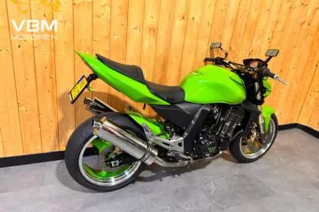 Kawasaki Z1000 (2003) thumbnail 3