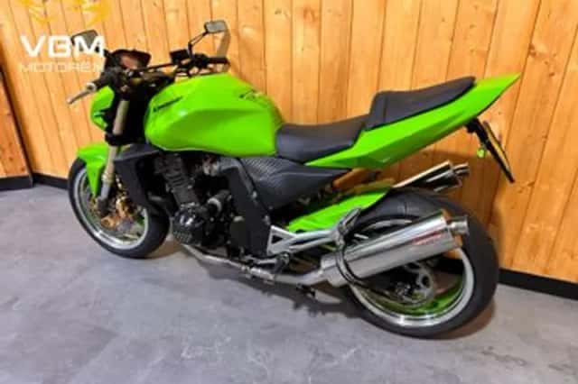 Kawasaki Z1000 (2003) thumbnail 6