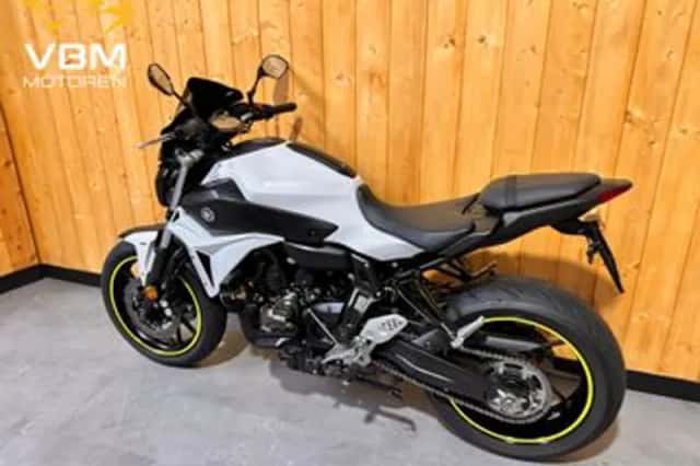 Yamaha MT-07 (2017) thumbnail 6
