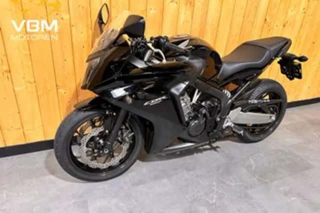 Honda CBR650F (2015) thumbnail 5