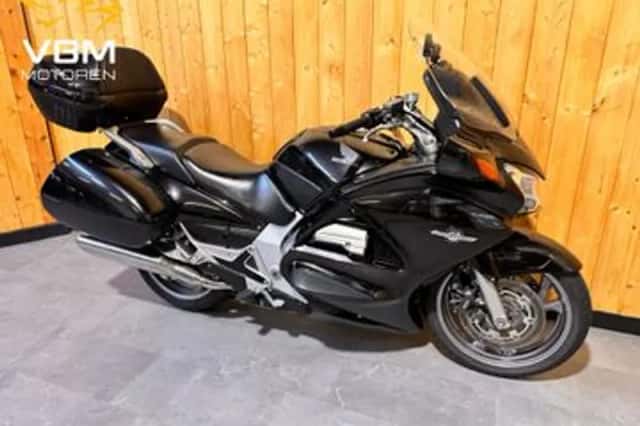 Honda ST 1300 PAN European (2009) thumbnail 2