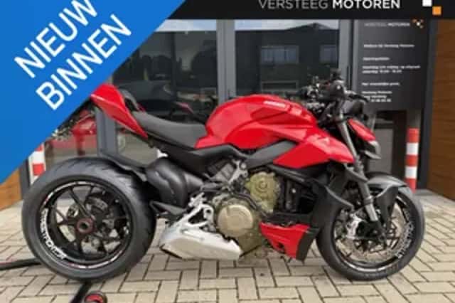 Ducati Streetfighter V4 (2020) thumbnail 1