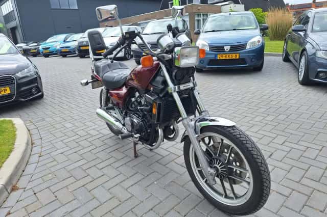 Honda Chopper VF 500C Magna (1988) thumbnail 2