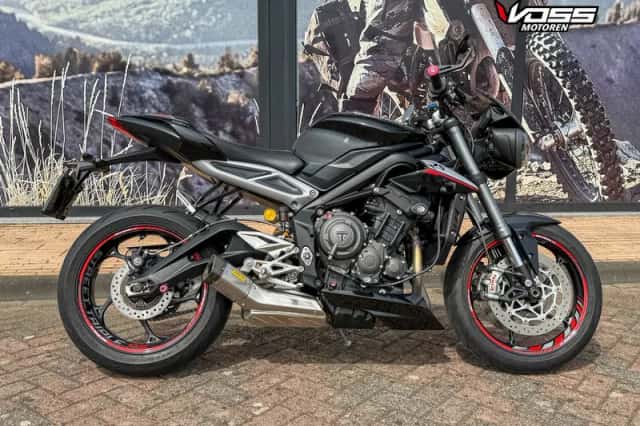 Triumph Street Triple RS (2017) thumbnail 1
