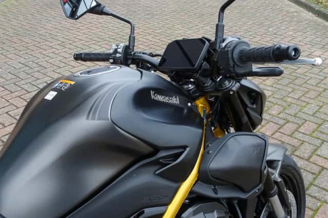 Kawasaki Z900 (2026) thumbnail 4