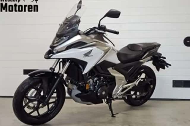 Honda NC750X (2022) thumbnail 3