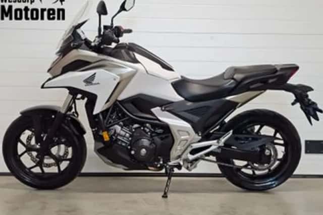 Honda NC750X (2022) thumbnail 5