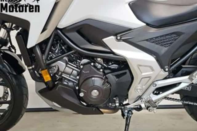 Honda NC750X (2022) thumbnail 6
