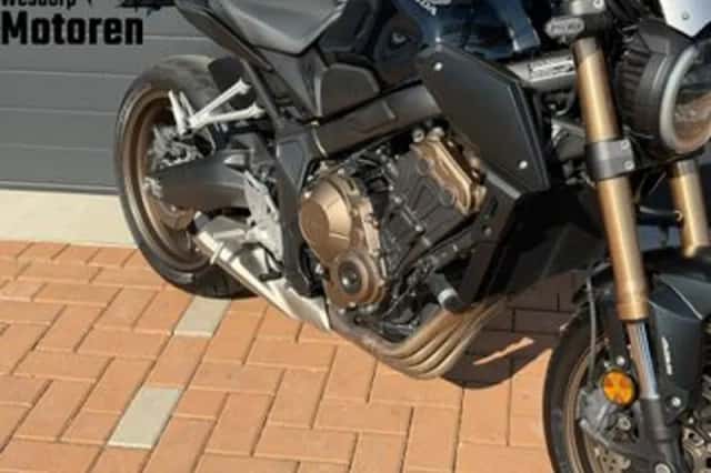 Honda CB650F (2019) thumbnail 4