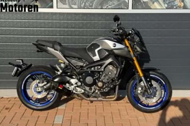 Yamaha MT-09 (2018) thumbnail 2