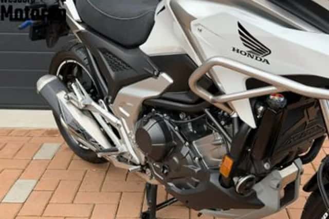 Honda NC750X (2021) thumbnail 4