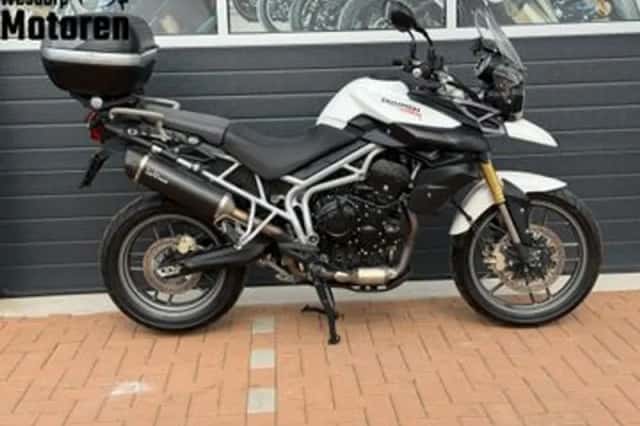 Triumph Tiger 800 (2011) thumbnail 3