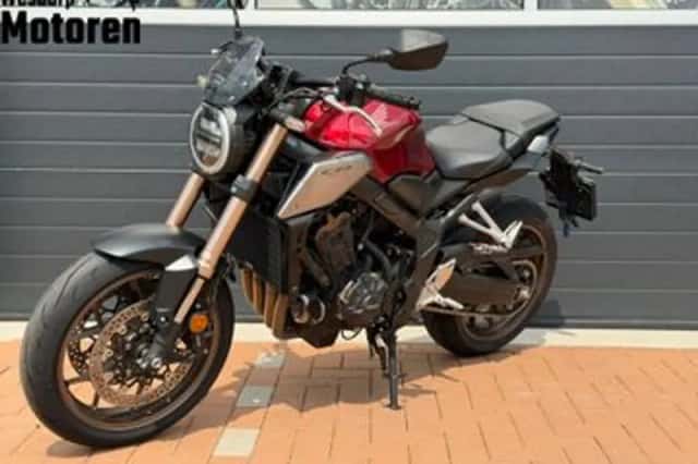 Honda CB650R (2022) thumbnail 2