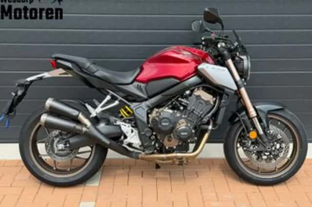 Honda CB650R (2022) thumbnail 3