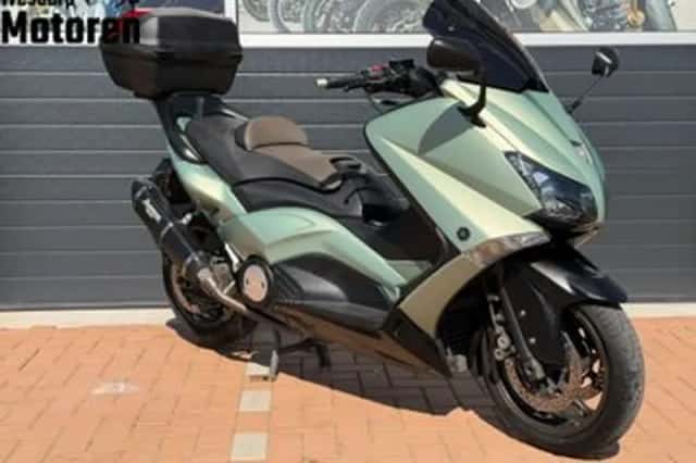 Yamaha T MAX (2012) thumbnail 1