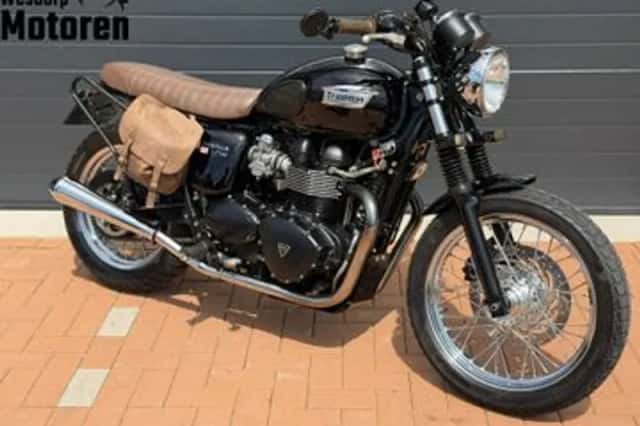 Triumph Bonneville T100 (2011) thumbnail 1