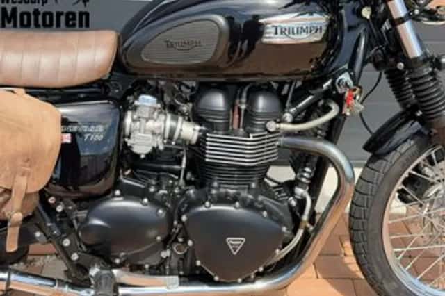 Triumph Bonneville T100 (2011) thumbnail 4