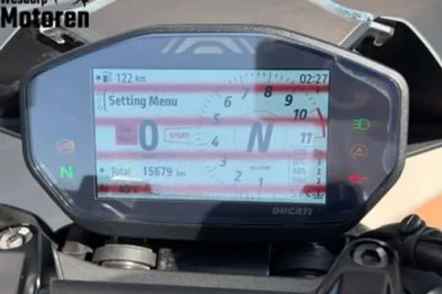 Ducati Monster 937 (2021) thumbnail 5