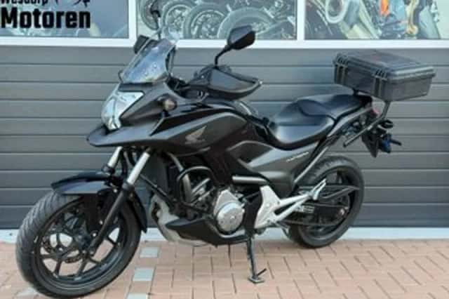 Honda NC700X (2012) thumbnail 2