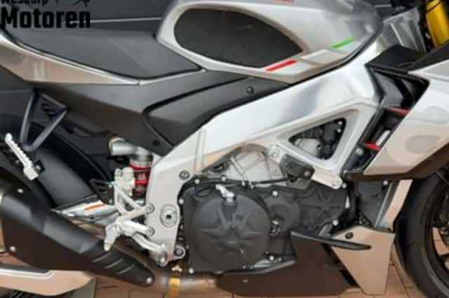 Aprilia Tuono V4 1100 (2022) thumbnail 4