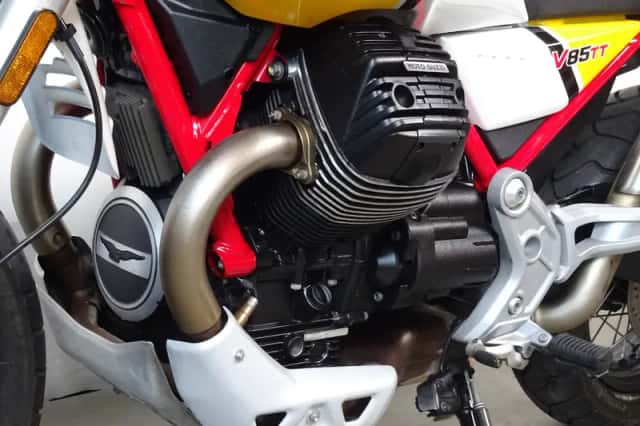 Moto Guzzi V85 TT (2019) thumbnail 6