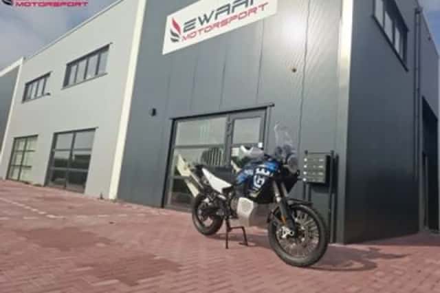 Husqvarna Norden 901 (2023) thumbnail 1
