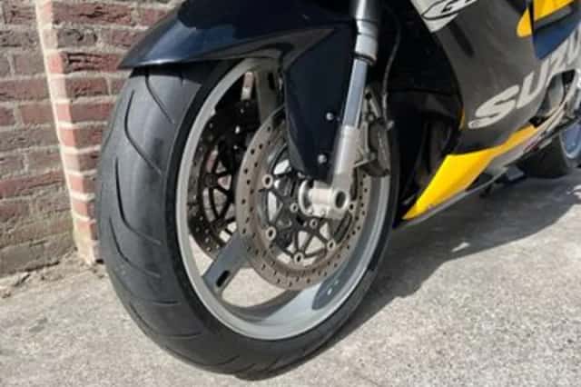 Suzuki GSX-R600 (2000) thumbnail 6