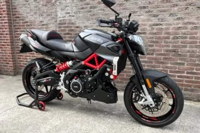 Aprilia Shiver 900 (2019) thumbnail 3