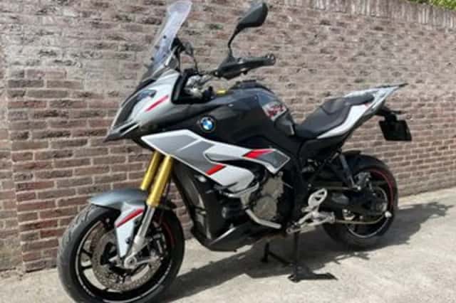 BMW S 1000 XR (2016) thumbnail 2