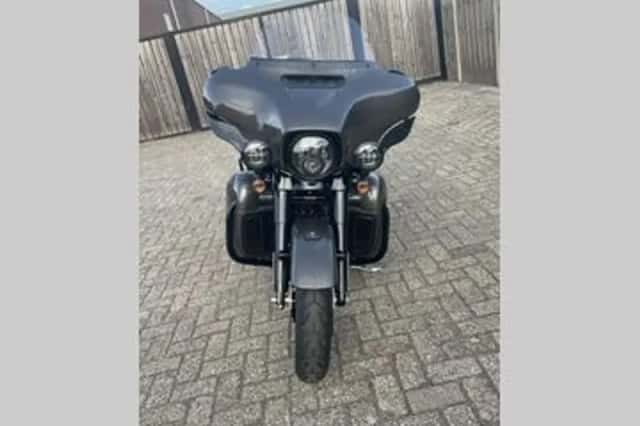 Harley-Davidson Electra Glide Ultra Limited (2024) thumbnail 3