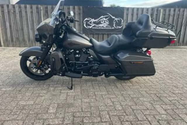 Harley-Davidson Electra Glide Ultra Limited (2024) thumbnail 5