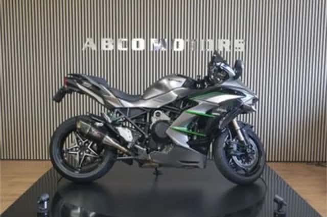 Kawasaki Ninja H2 (2020) thumbnail 1