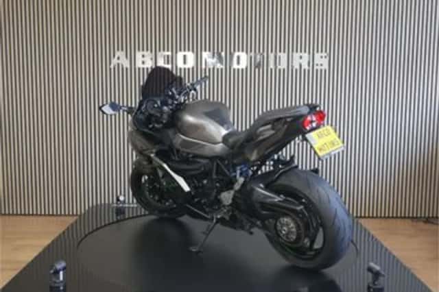 Kawasaki Ninja H2 (2020) thumbnail 6