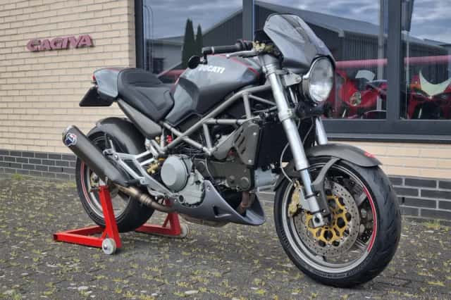 Ducati Monster (2001) thumbnail 2