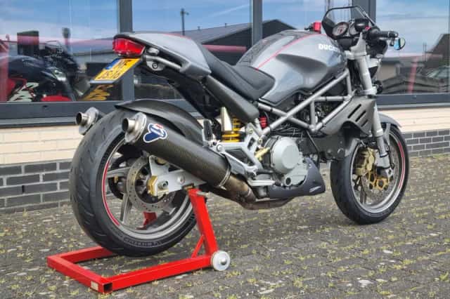 Ducati Monster (2001) thumbnail 3