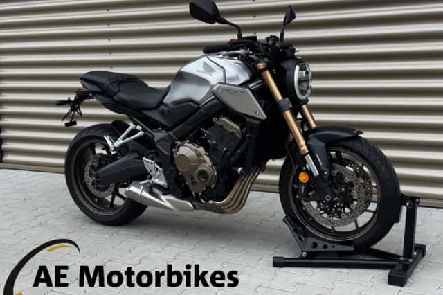 Honda CB650R (2019) thumbnail 1