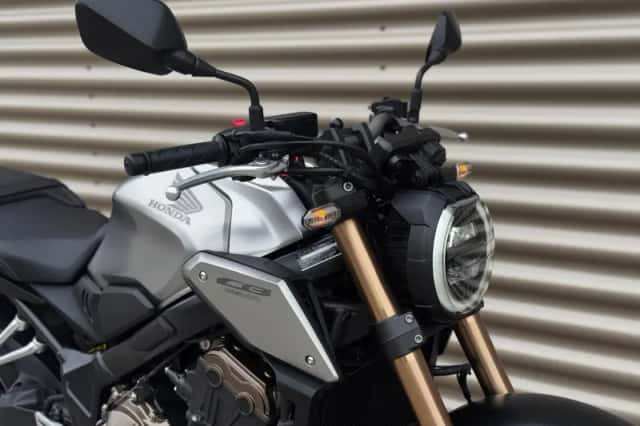 Honda CB650R (2019) thumbnail 5