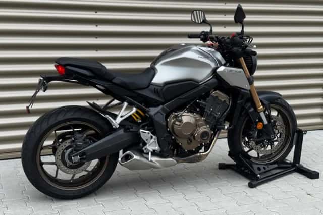 Honda CB650R (2019) thumbnail 6