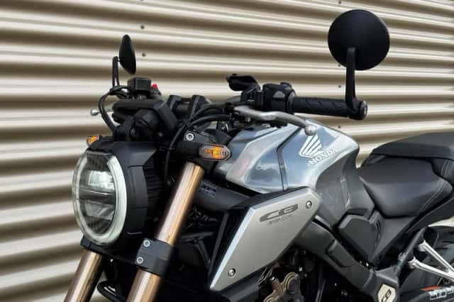 Honda CB650R (2022) thumbnail 3
